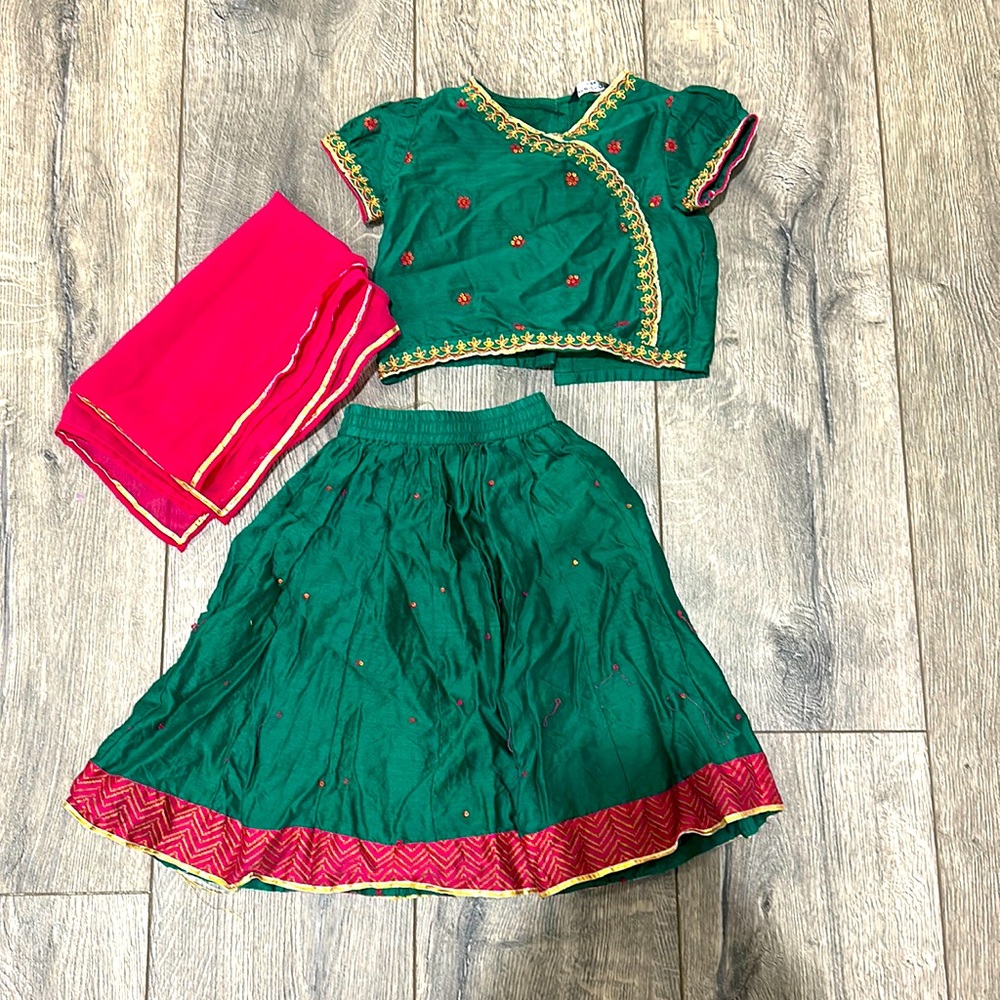 • Melange • Girls / Baby Lehenga Indian Festive Outfit Green and Pink / Gold